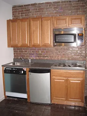 Rented by Triumph Property Group | media 5