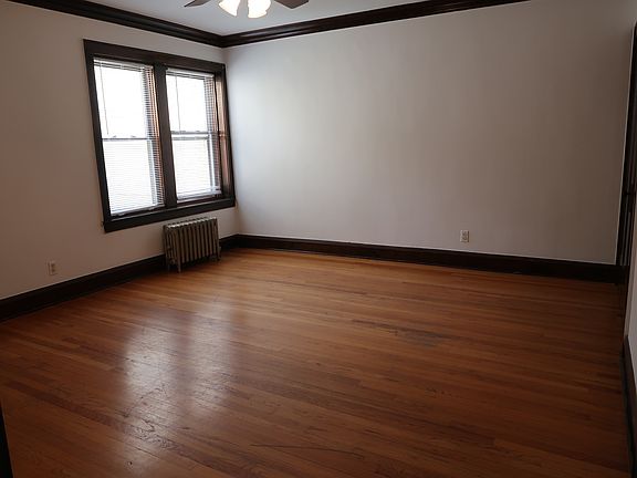 3rd image of 3544 N Meade Ave Floor 1