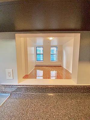 Rented by RC REAL ESTATE OF NEW YORK | media 5