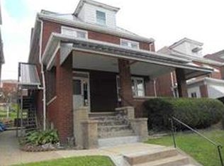 415 Jackson Ave, Vandergrift, PA 15690