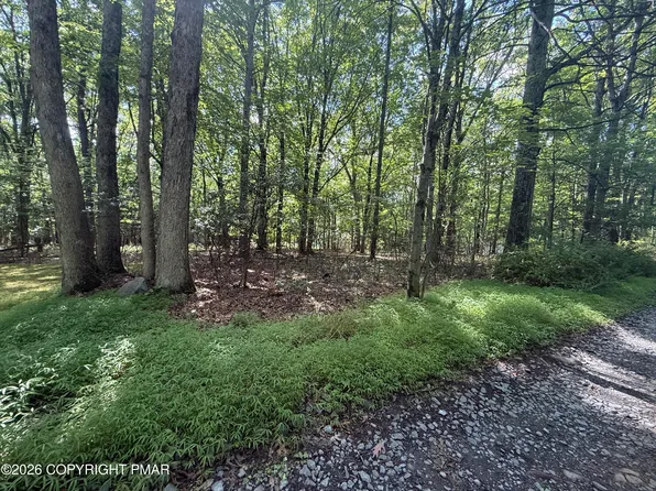 Johns Rd #549, Effort, PA 18330
