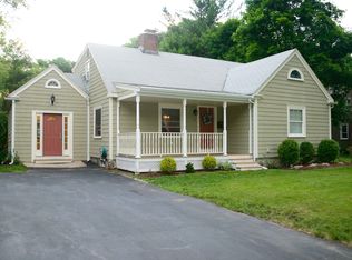 16 Puritan Rd, Reading, MA 01867