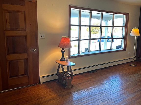 4th image of 508 W Nicholas St