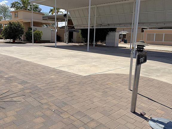 4th image of 17200 W BELL Road #1787