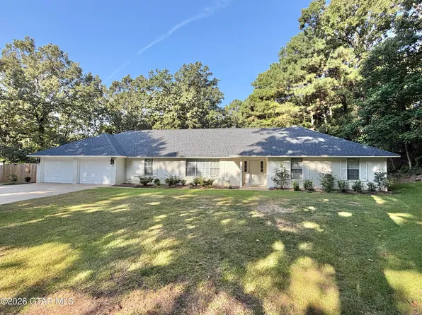1507 Hickory Ln, Columbus, MS 39705