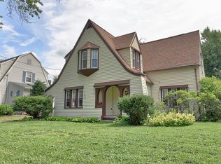 53 California Ave, Springfield, MA 01118