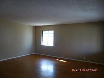 197-380258-living-20849487