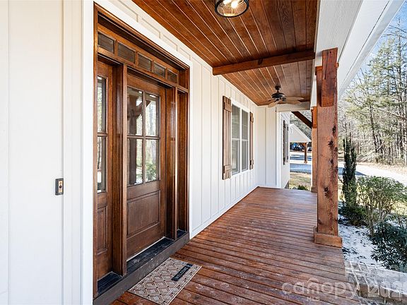 5th image of 2370 Killian Rd