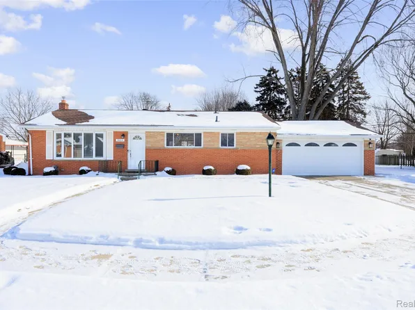 36610 Tessens Dr, Clinton Township, MI 48035