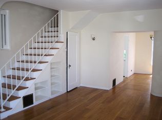 15 Home Pl E, Oakland, CA 94610