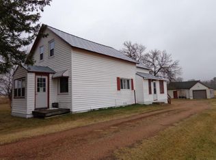 516 W Grand Ave, Rosholt, WI 54473