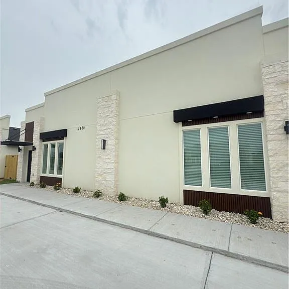 2600 Bald Cypress Dr #2 — Photo 2