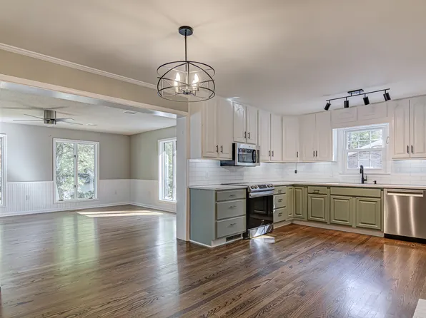 405 Anita Dr, Winston Salem, NC 27104