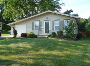 1565 Fairfax Rd, Akron, OH 44313