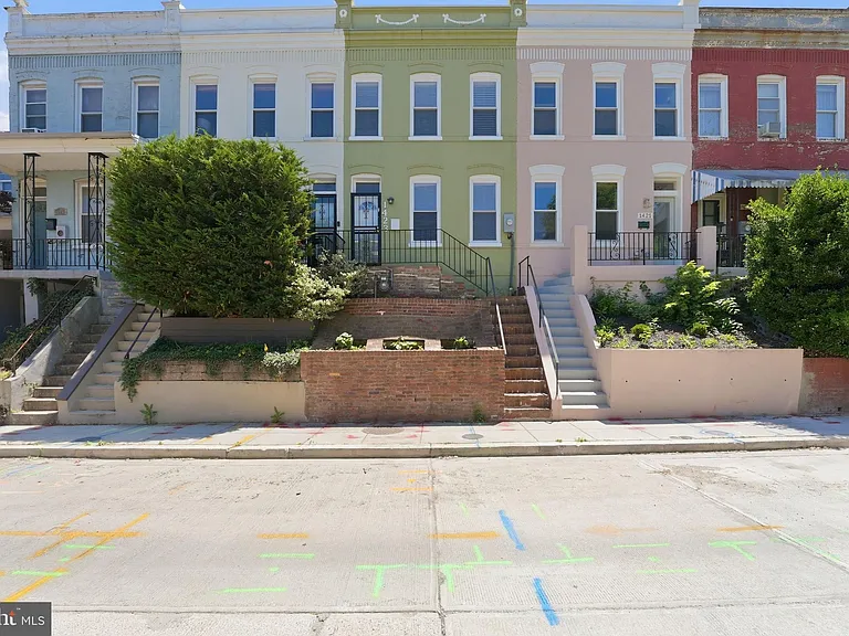 1423 Duncan St NE — Photo 1