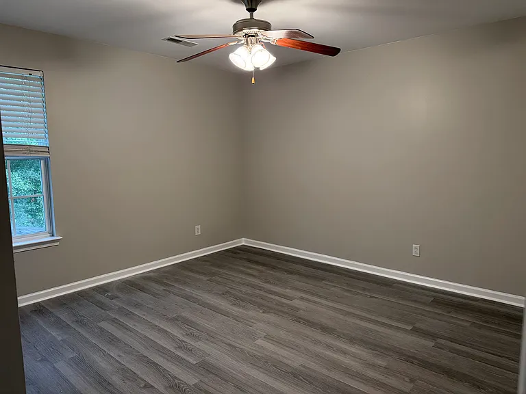 303 Sabal Palmetto Ct — Photo 6