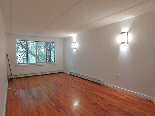 132 W 112th St APT 1B