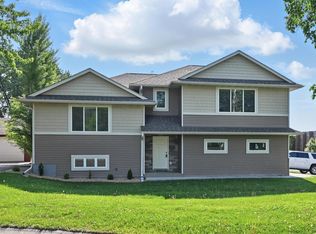 11350 97th Ave N, Maple Grove, MN 55369