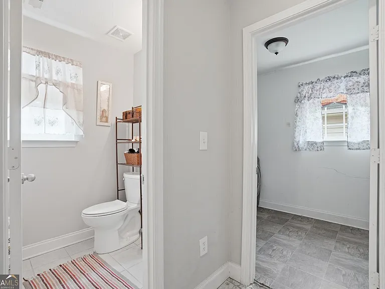 3951 Oak Field Dr — Photo 23