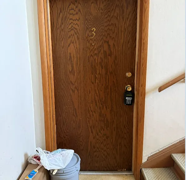 437 W Mill St #3 — Photo 2