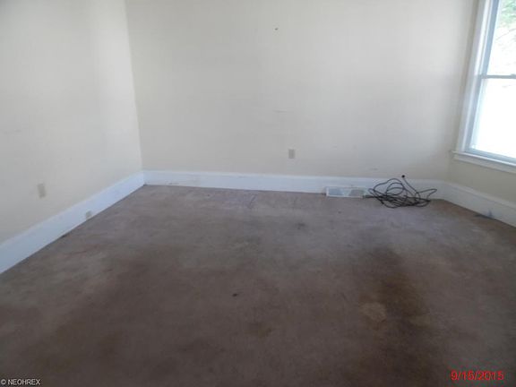 2nd image of 1255 E 111th St
