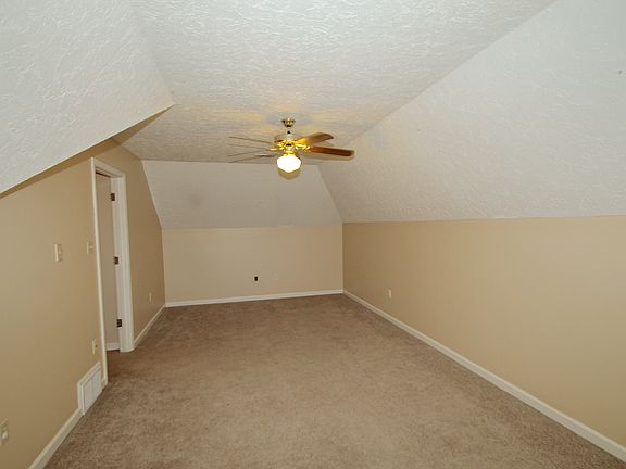5th image of 450 Ashton Woods Ct