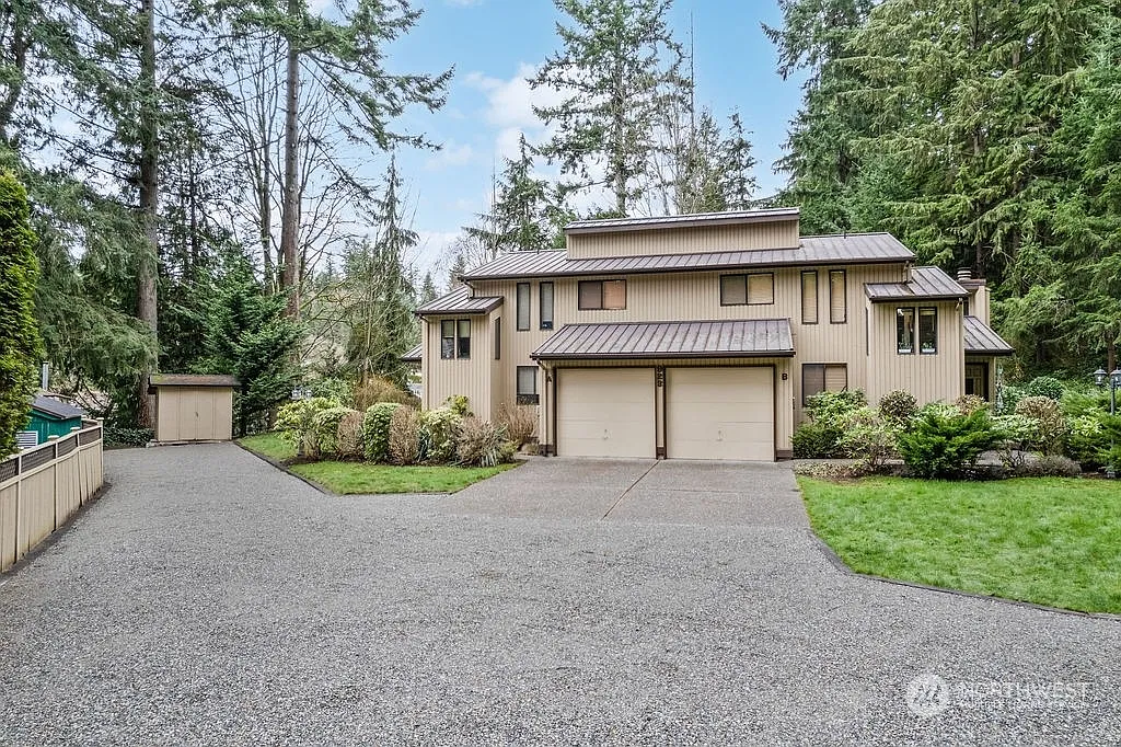 2 bed, 1.5 bath, 1215 sqft, $2,500 — Photo 1