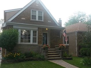 10152 S Artesian Ave, Chicago, IL 60655