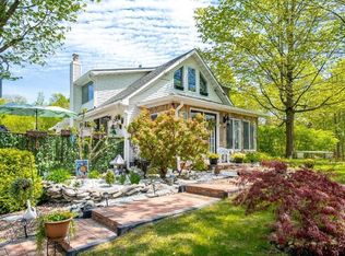 559 Noxon Rd, Poughkeepsie, NY 12603