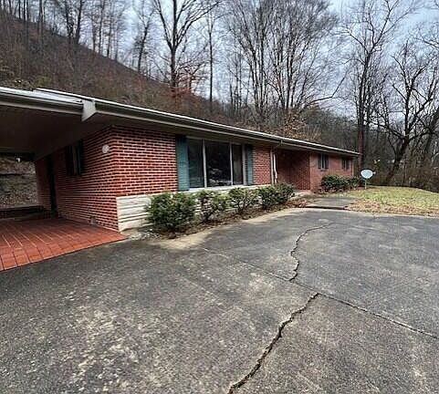 2nd image of 133 Billiter Dr