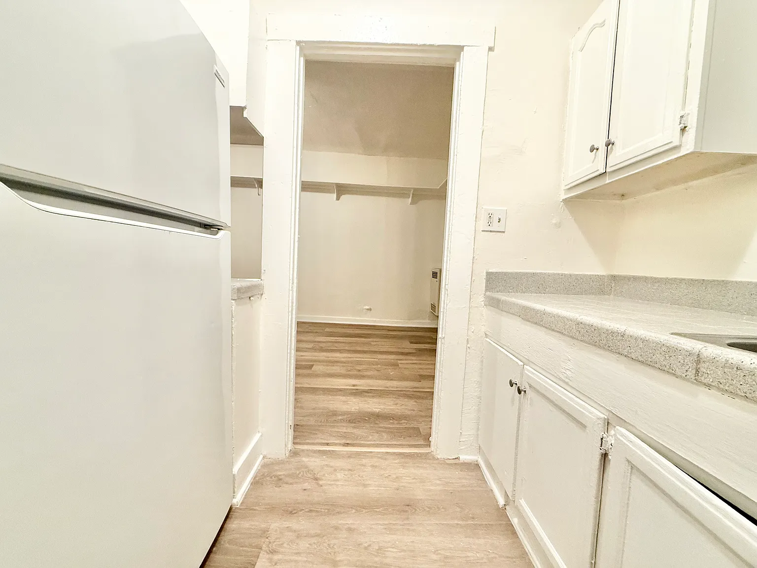 Studio, 450 sqft, $1,185 — Photo 1