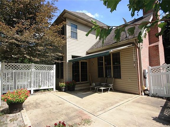 2nd image of 471 Settlers Village Cir
