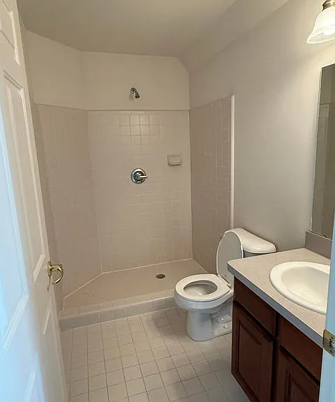 18145 Shoreline Ct — Photo 22