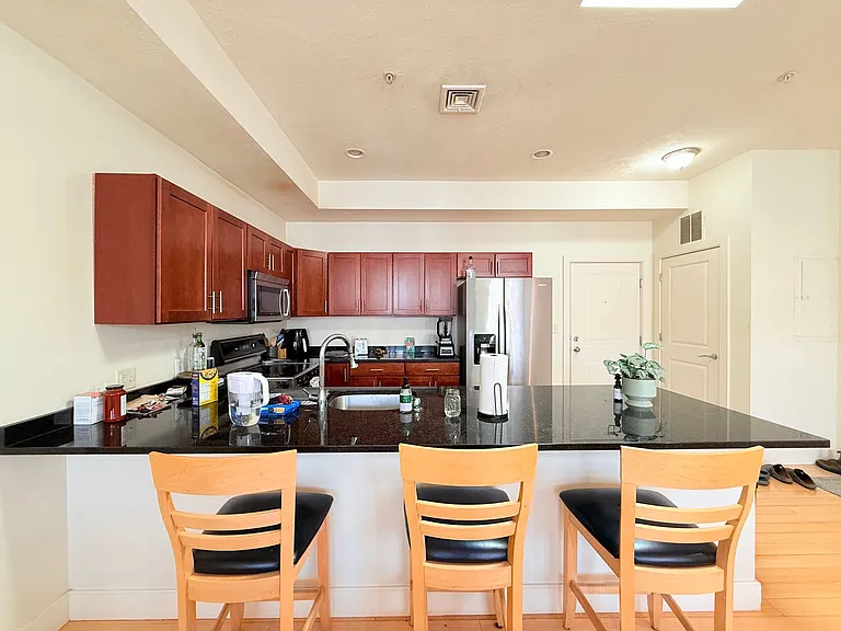 9 Gardner St #14 — Photo 8