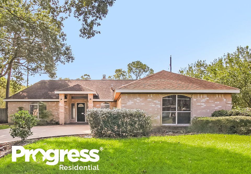 1st image of 8522 Pines Place Dr