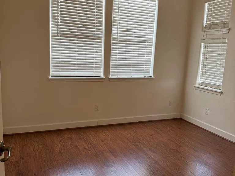 4505 W McNeil St — Photo 41