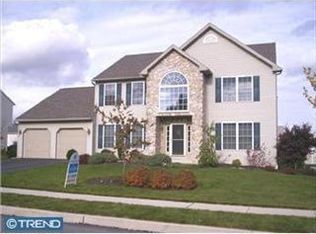 3507 Mohegan Dr, Sinking Spring, PA 19608