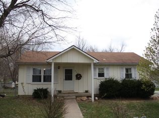 307 W Allen St, Spring Hill, KS 66083
