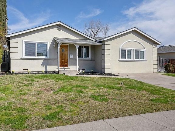 3rd image of 6204 Dewar Way
