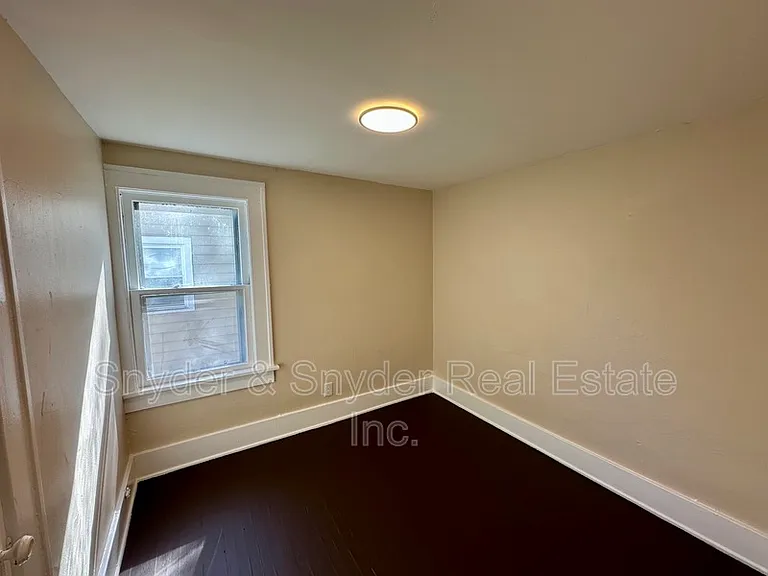 700 Noble Ave — Photo 16