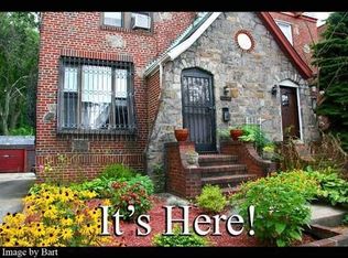 6825 Alderton St, Rego Park, NY 11374