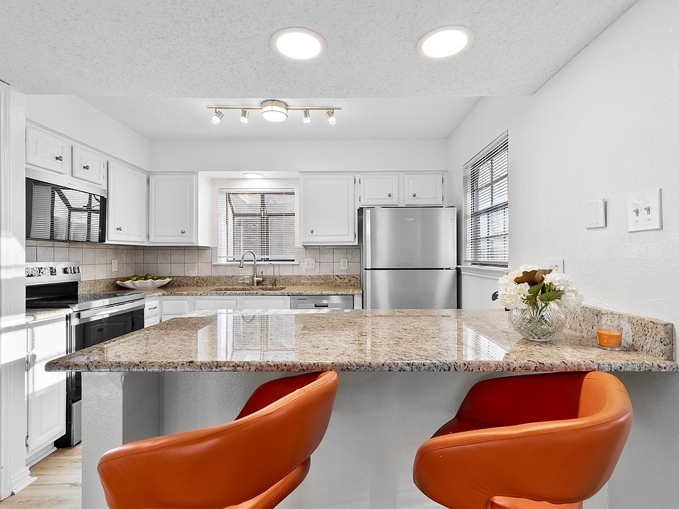 1st image of 15221 Berry Trl APT 807