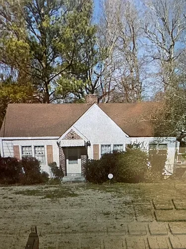 1835 Broad Ave Photo 1