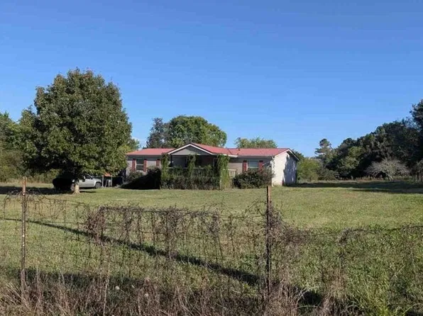 5391 Benton Pike NE, Cleveland, TN 37323