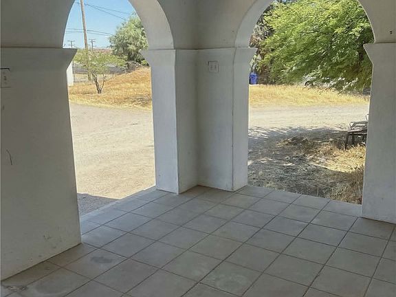 4th image of 36708 Fort Irwin Rd