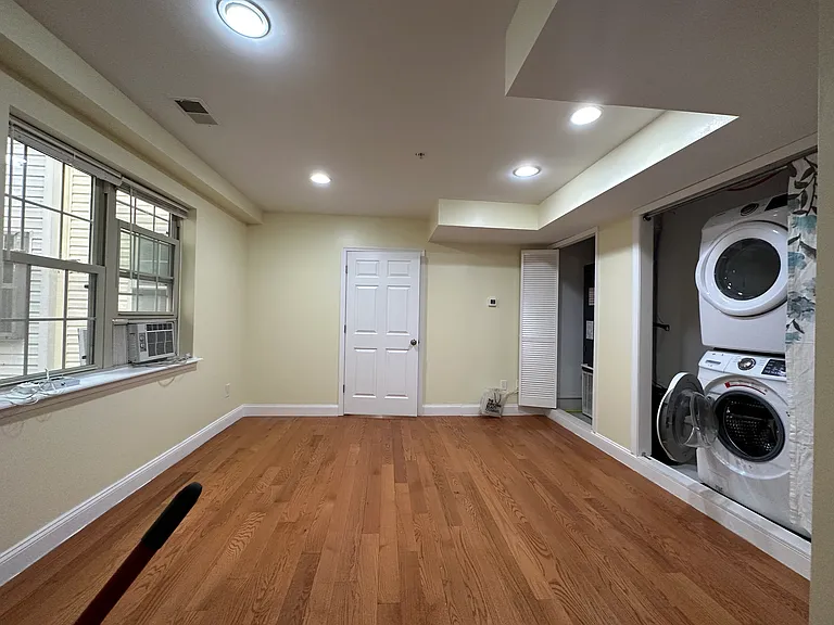 1726 W Master St #2-R — Photo 2