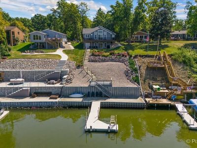 813 Lake Holiday Dr, Sandwich, IL, 60548