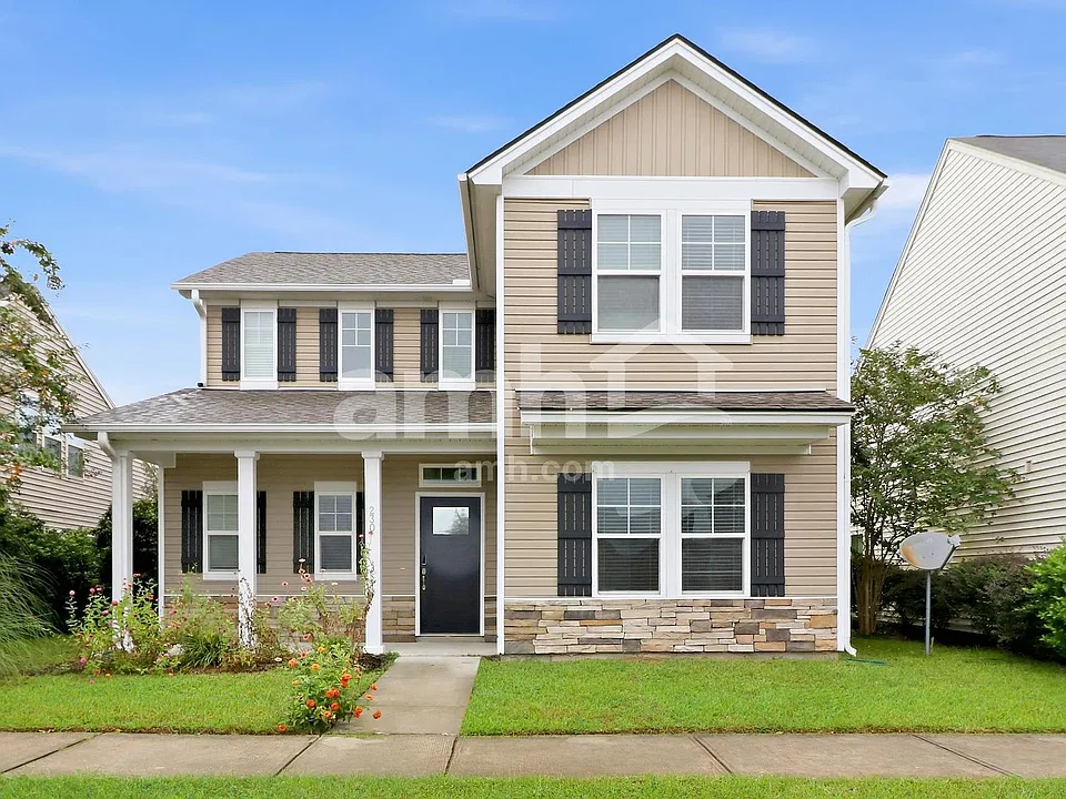 230 Dogwood Cir