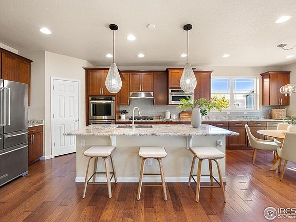 4th image of 1072 Little Grove Ct