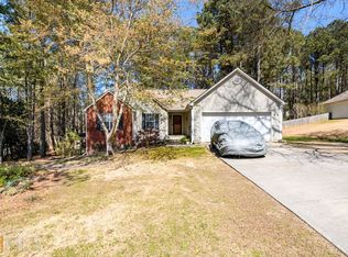 1538 Timber Heights Dr, Loganville, GA 30052